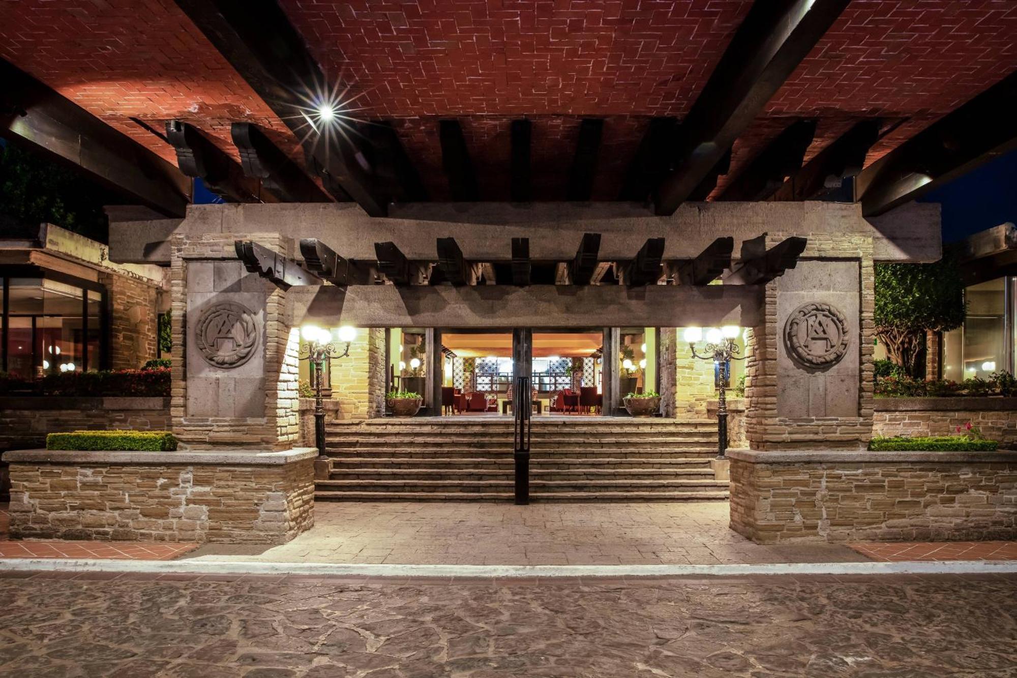 Marriott Puebla Hotel Meson Del Angel Exterior photo